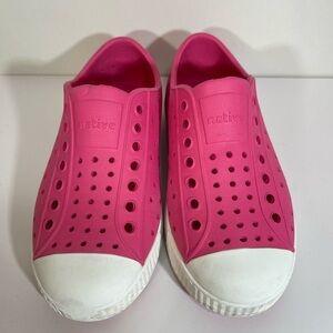 Native Hot Pink Jefferson Water Shoes Size C11 Unisex GUC Slip On Rubber Shoes